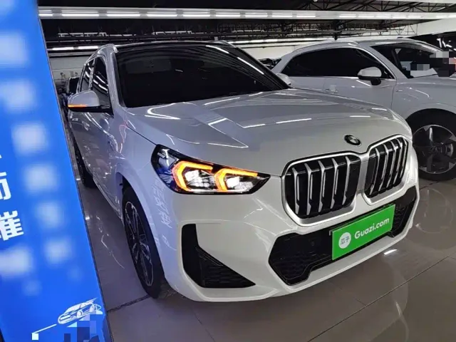 BMW X1 — Фото автомобиля 3