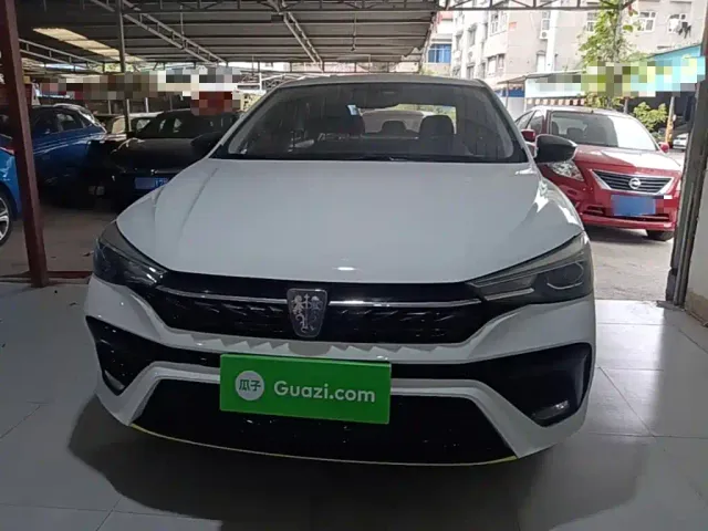 Roewe i5 — Фото автомобиля 2