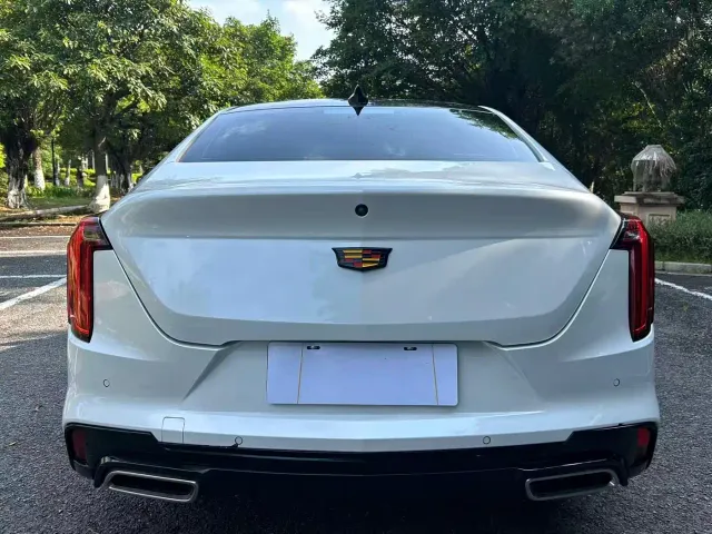 Cadillac CT4 — Фото автомобиля 8