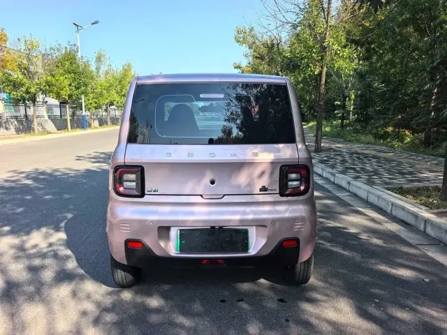 Geely Panda — Фото автомобиля 3