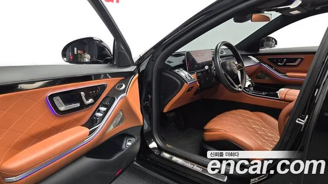 Mercedes-Benz S-Class — Фото автомобиля 9