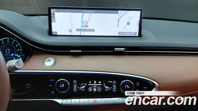 Genesis GV70 — Фото автомобиля 13