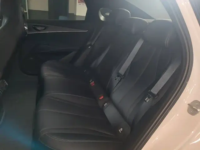 BYD Seal 06 — Фото автомобиля 16