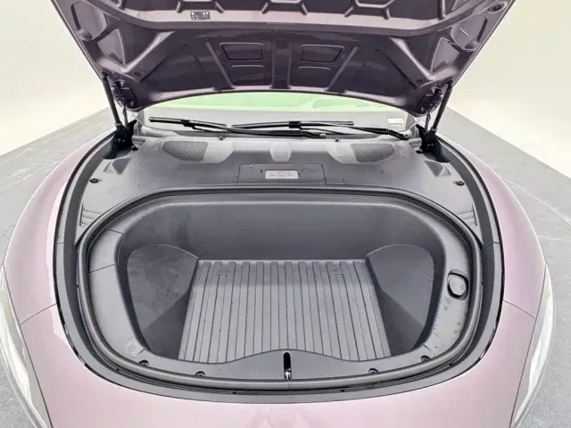 Xiaomi SU7 — Фото автомобиля 20