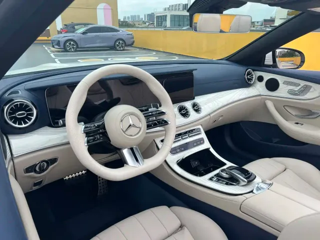 Mercedes-Benz E-Class — Фото автомобиля 12