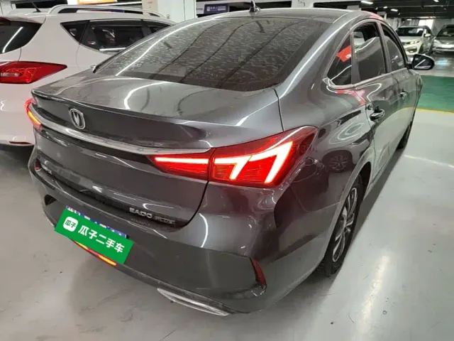 Changan Eado — Фото автомобиля 6
