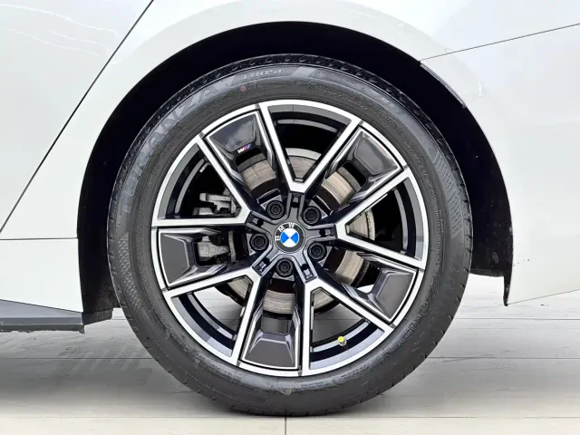 BMW 4 Series — Фото автомобиля 16
