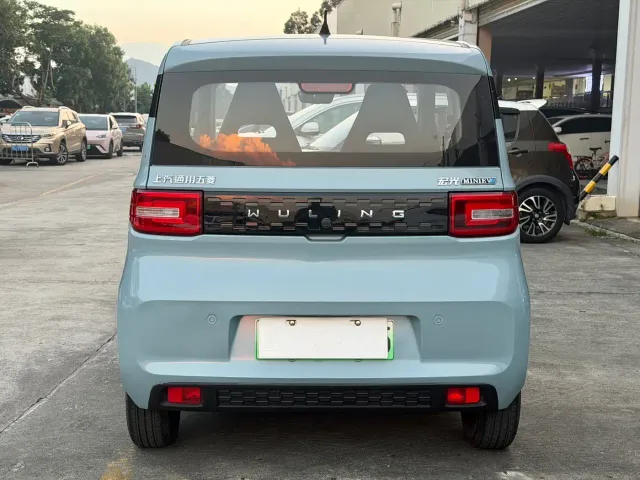 Wuling Hongguang Mini EV — Фото автомобиля 6