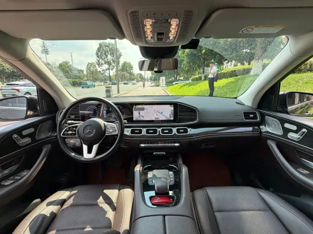 Mercedes-Benz GLE-Class — Фото автомобиля 13