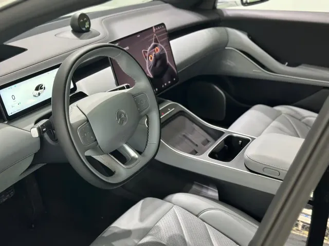 Nio ET5 — Фото автомобиля 9