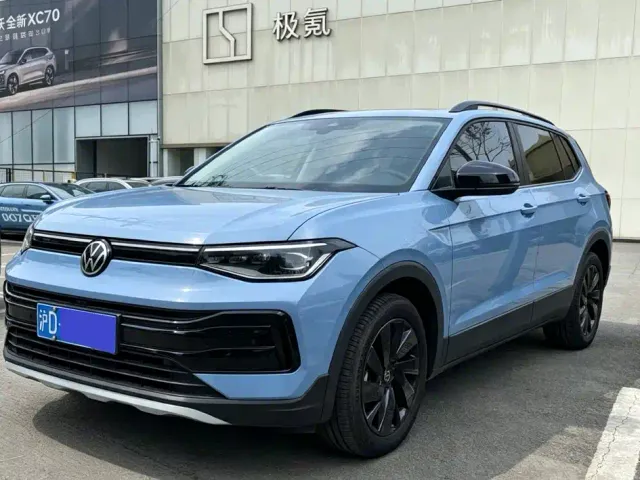 Фотография автомобиля — Volkswagen Tharu