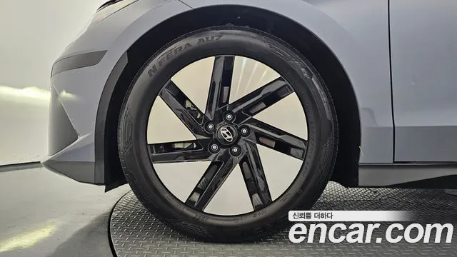 Hyundai Ioniq 6 — Фото автомобиля 5