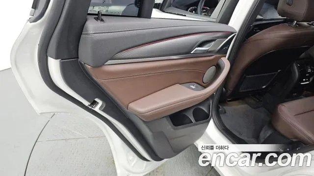 BMW X4 xDrive20i M Sport Pro Special Edition — Фото автомобиля 20