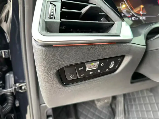 BMW 3 Series — Фото автомобиля 23