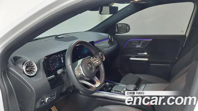 Mercedes-Benz GLA-Class — Фото автомобиля 13