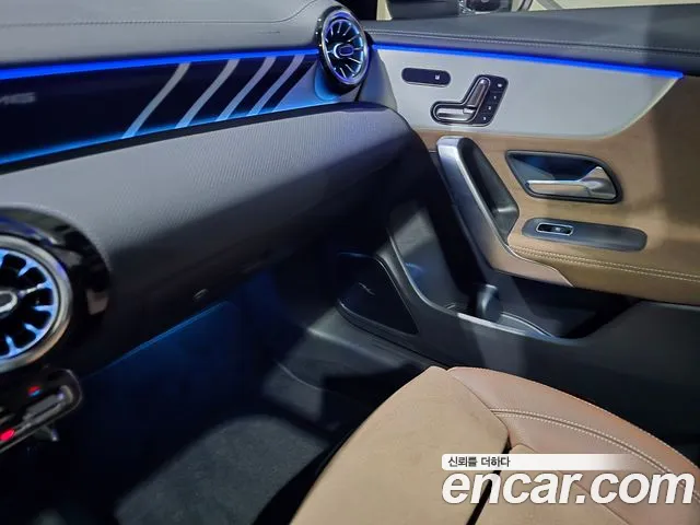 Mercedes-Benz CLA-Class — Фото автомобиля 11