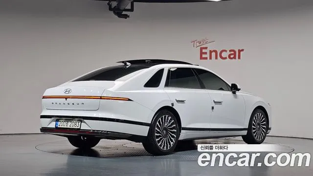 Фотография автомобиля — Hyundai Grandeur GN7