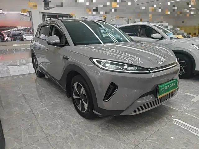 BYD Sealion 05 EV — Фото автомобиля 3