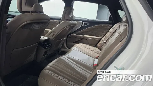 Kia K8 — Фото автомобиля 17