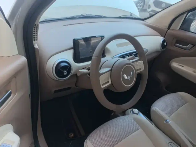 Wuling Hongguang Mini EV — Фото автомобиля 9