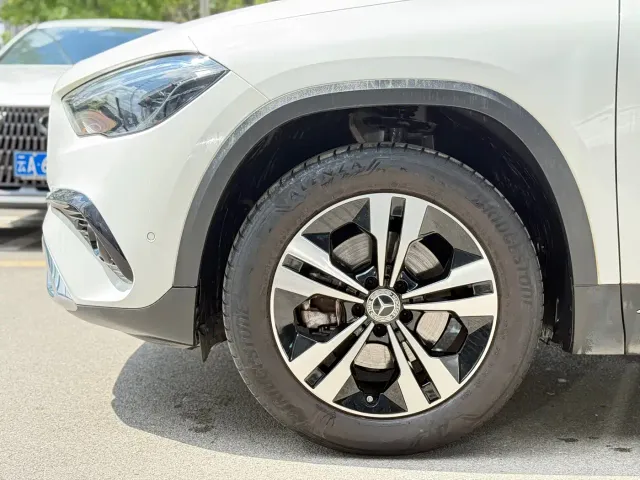 Mercedes-Benz GLA-Class — Фото автомобиля 13