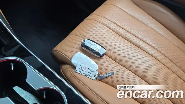 Genesis GV80 2.5T Бензин AWD — Фото автомобиля 23