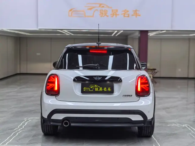 MINI Hatch — Фото автомобиля 5