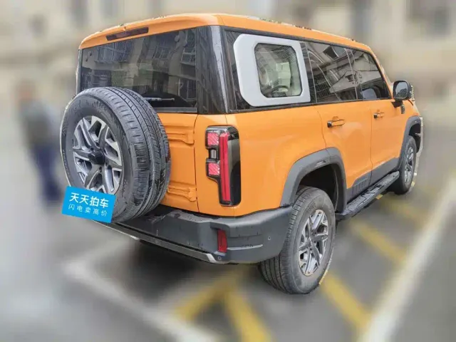 BAIC BJ40 — Фото автомобиля 2