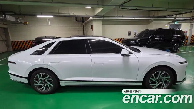 Фотография автомобиля — Hyundai Grandeur GN7