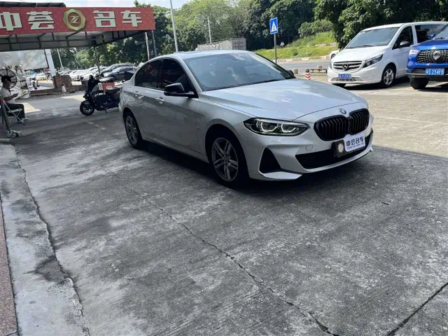 BMW 1 Series — Фото автомобиля 4