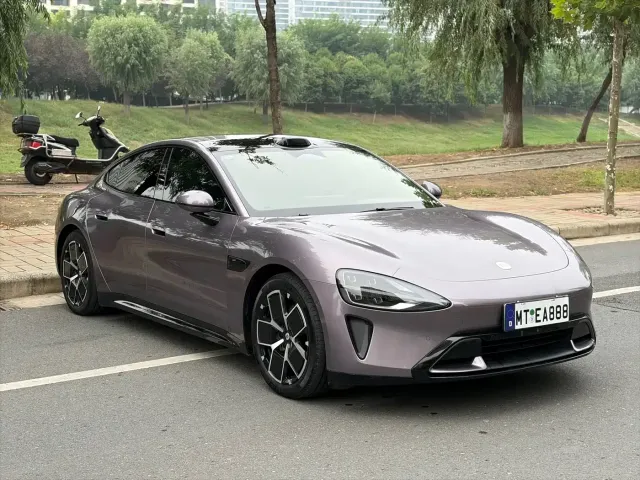 Xiaomi SU7 — Фото автомобиля 3