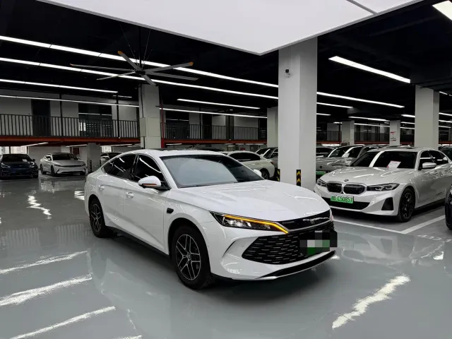 BYD Qin L — Фото автомобиля 3