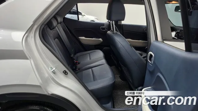 Hyundai Venue Venue 1.6 Premium — Фото автомобиля 11