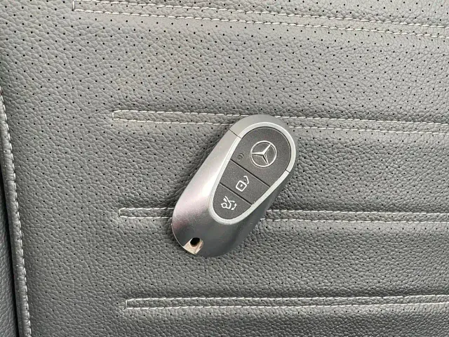 Mercedes-Benz C-Class — Фото автомобиля 20