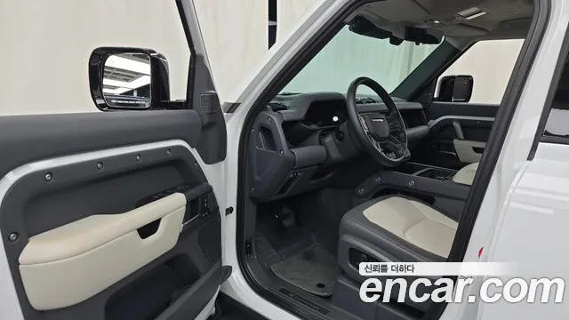 Land Rover Defender Defender (L663) 110 P300 X-Dynamic SE — Фото автомобиля 10