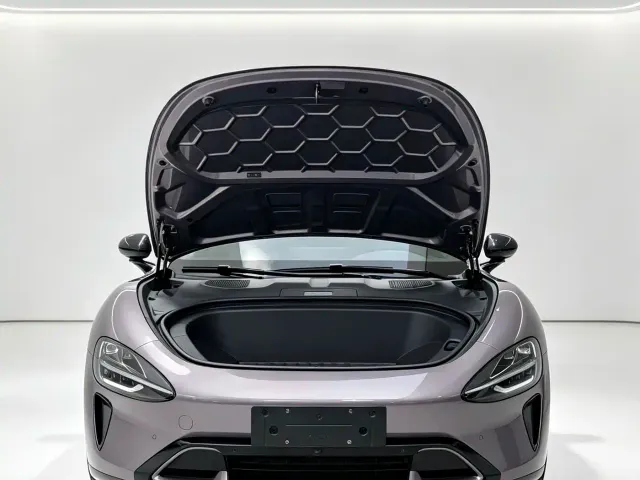 Xiaomi SU7 — Фото автомобиля 20