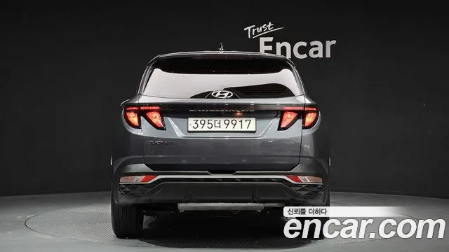 Hyundai Tucson Tucson (NX4) Бензин 1.6 турбо 2WD — Фото автомобиля 4