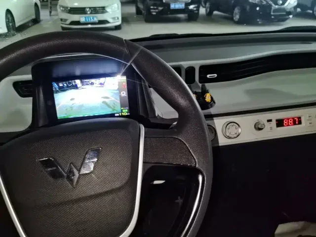 Wuling Hongguang Mini EV — Фото автомобиля 12