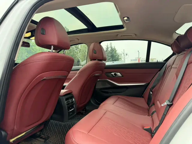BMW 3 Series — Фото автомобиля 7