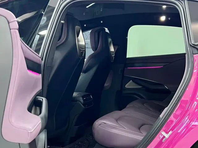 Xiaomi SU7 — Фото автомобиля 6