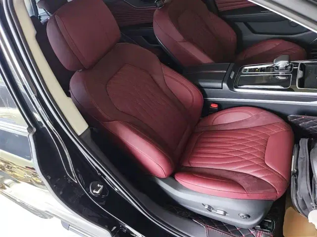Hongqi HS5 — Фото автомобиля 24