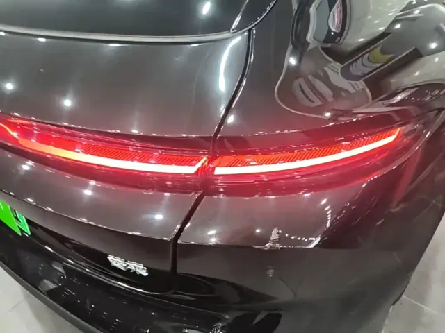 Nio ET5 Touring — Фото автомобиля 7