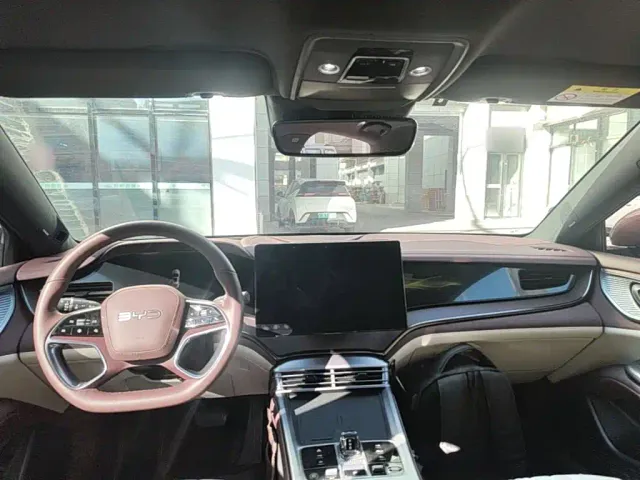 BYD Seal — Фото автомобиля 9