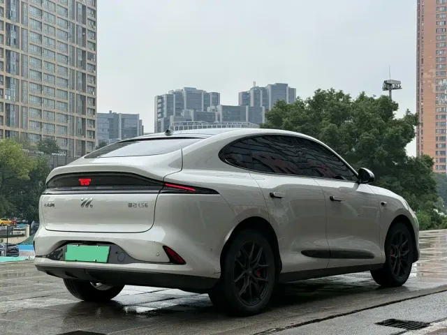 IM Motors LS6 — Фото автомобиля 6