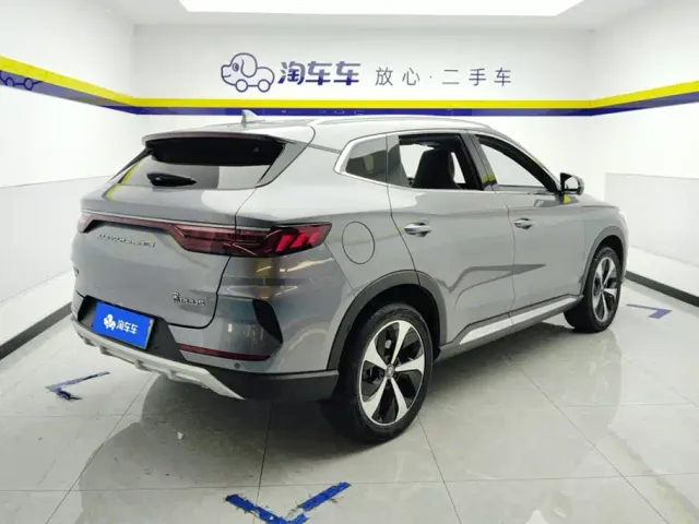 BYD Song PLUS — Фото автомобиля 3
