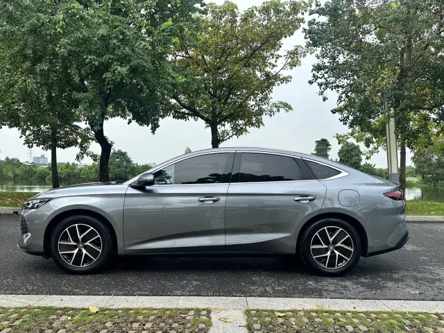 BYD Qin L 2024 DM-i 120KM Superior Edition — Фото автомобиля 5