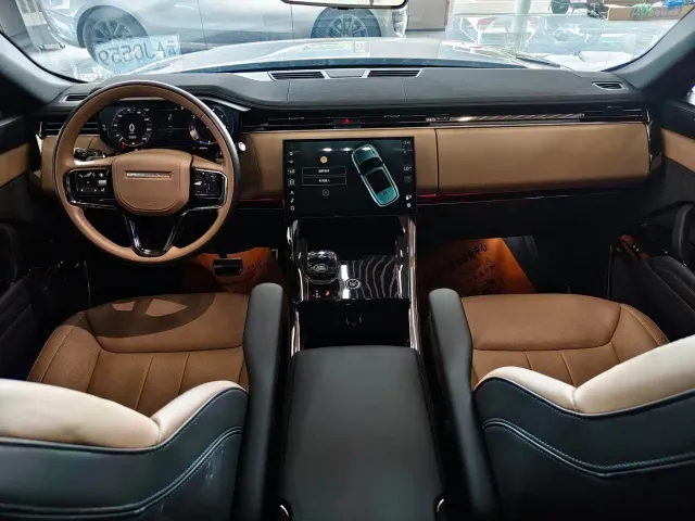 Land Rover Range Rover Sport — Фото автомобиля 15