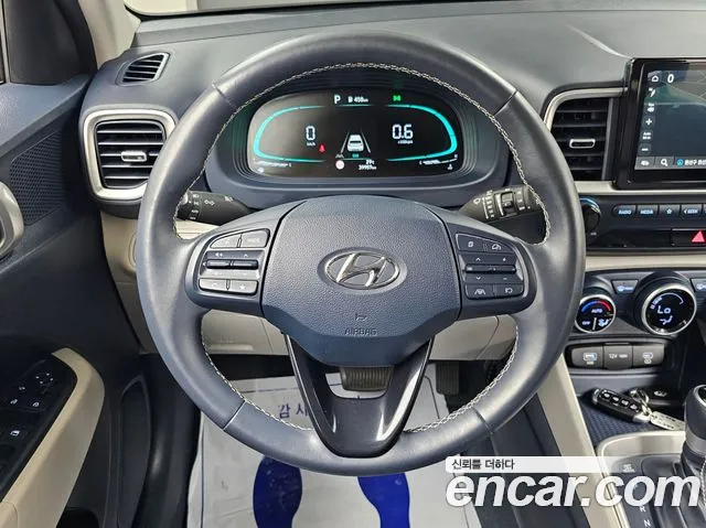 Hyundai Venue — Фото автомобиля 13