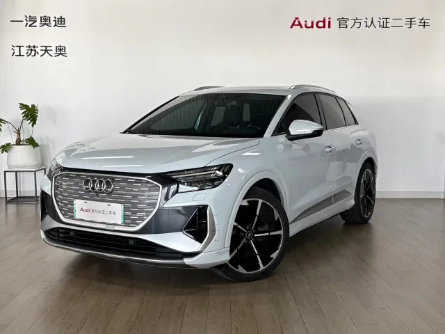 Фотография автомобиля — Audi Q4 e-tron