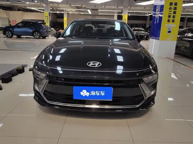 Hyundai Sonata — Фото автомобиля 2